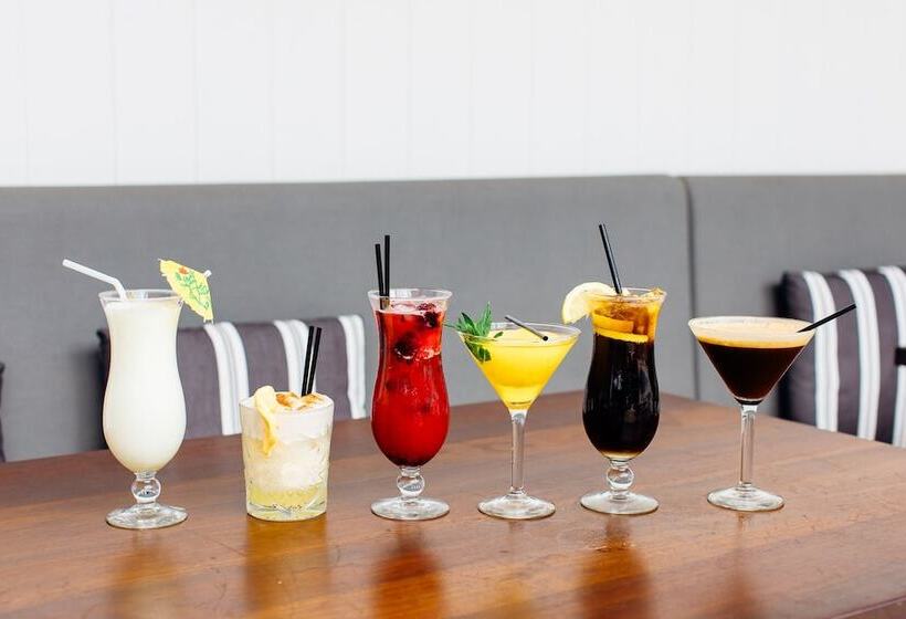 Coniston Hotel Wollongong