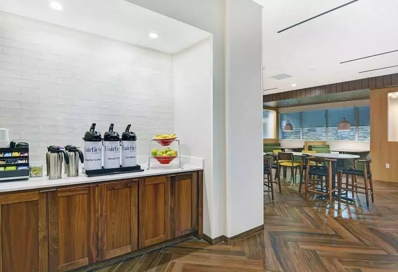 Hotelli Fairfield Inn & Suites By Marriott Houston Nasa/webster