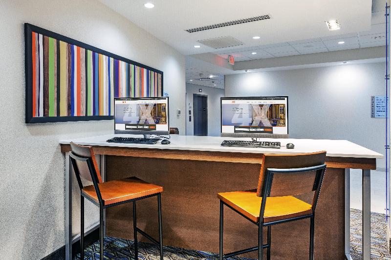 בית מלון כפרי Holiday Inn Express & Suites   Tulsa Northeast   Owasso, An Ihg