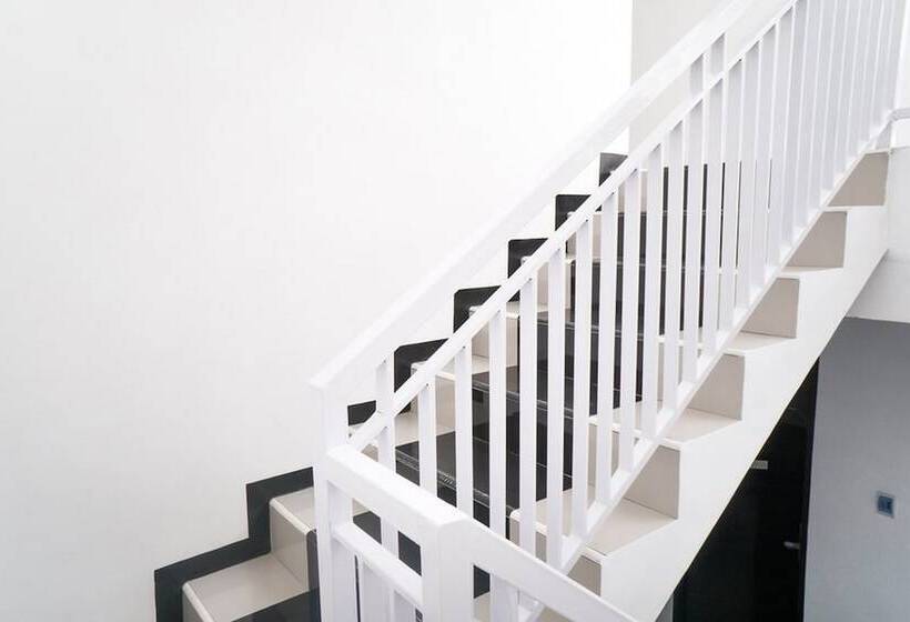 בית מלון כפרי Reddoorz Plus @ Tlogomas