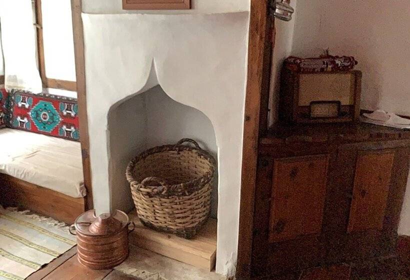 ペンション Bokesoylar Konagi