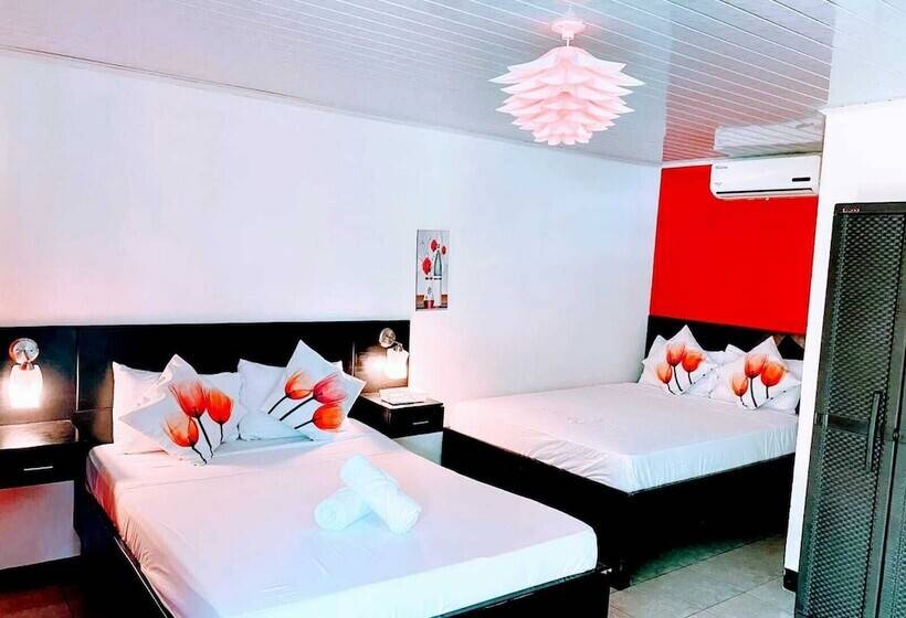 پانسیون Roca Mar Rocawelch Puerto Viejo