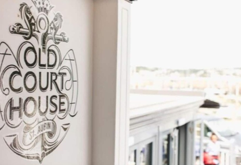 ペンション The Old Courthouse Inn