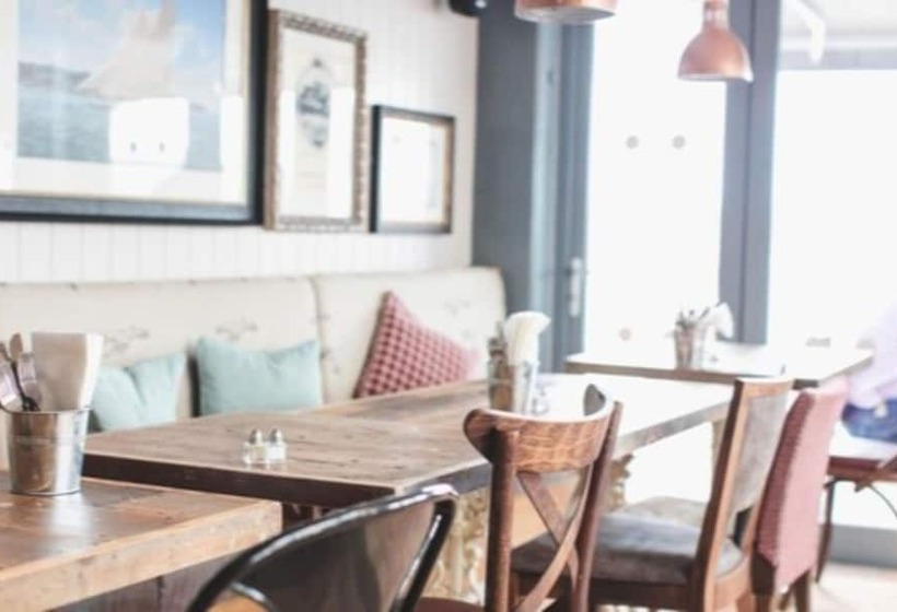 ペンション The Old Courthouse Inn