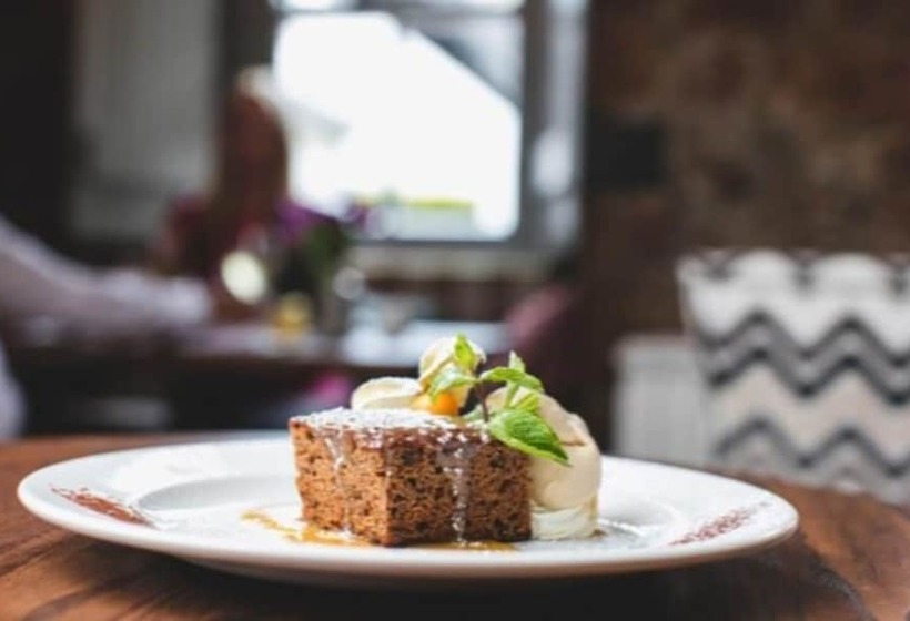 ペンション The Old Courthouse Inn