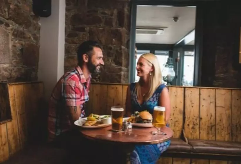 ペンション The Old Courthouse Inn