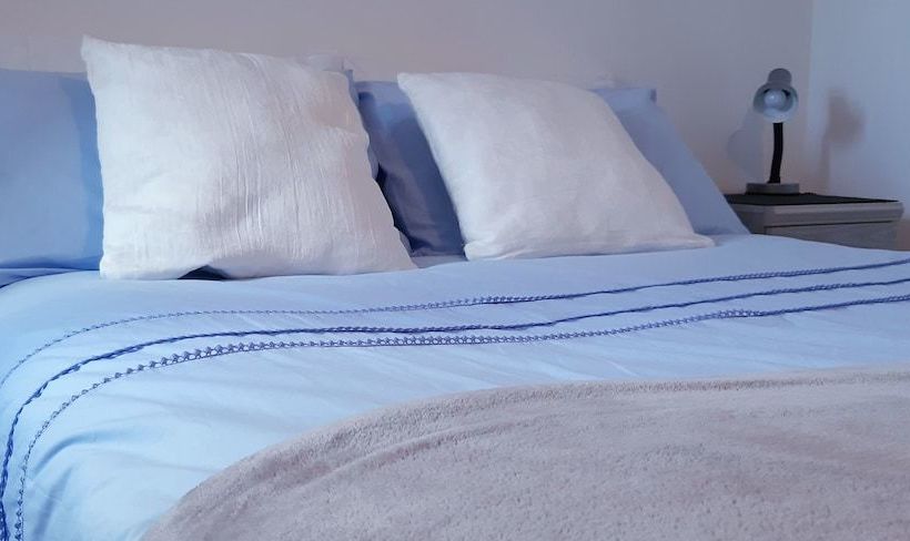 레지던스 Comfort Cork Center