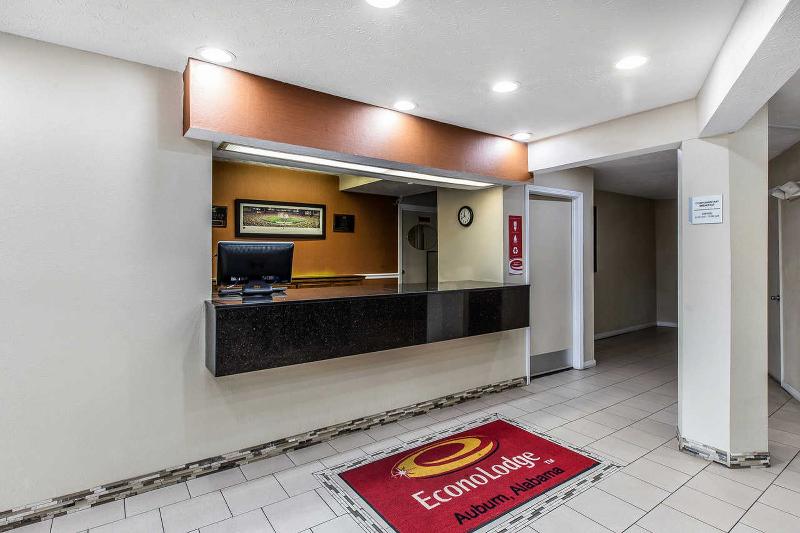 فندق Auburn Lodge Near University