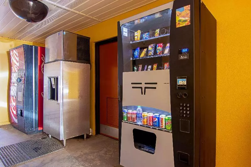 Отель Auburn Lodge Near University