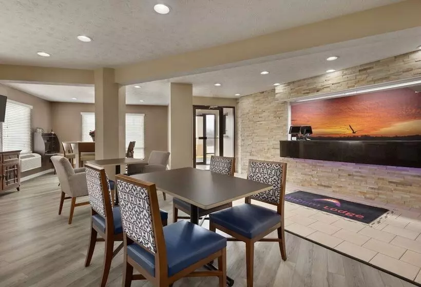 Отель Auburn Lodge Near University