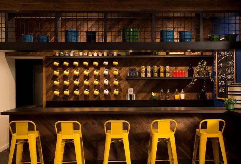 בית מלון כפרי Basecamp Boulder