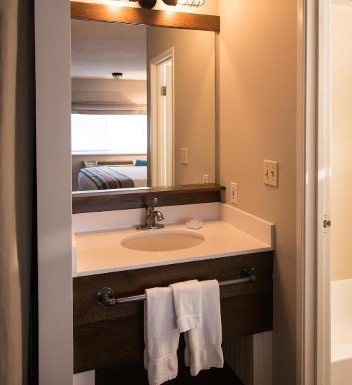 בית מלון כפרי Basecamp Boulder