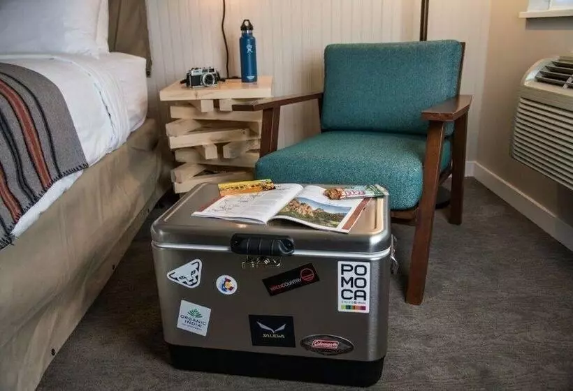 ホテル Basecamp Boulder