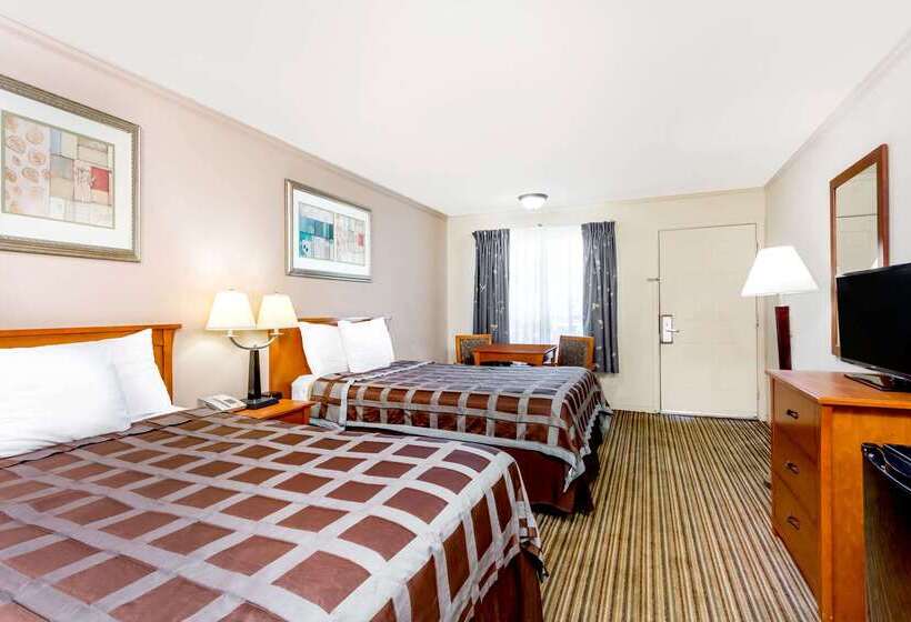 酒店 Days Inn By Wyndham Manning