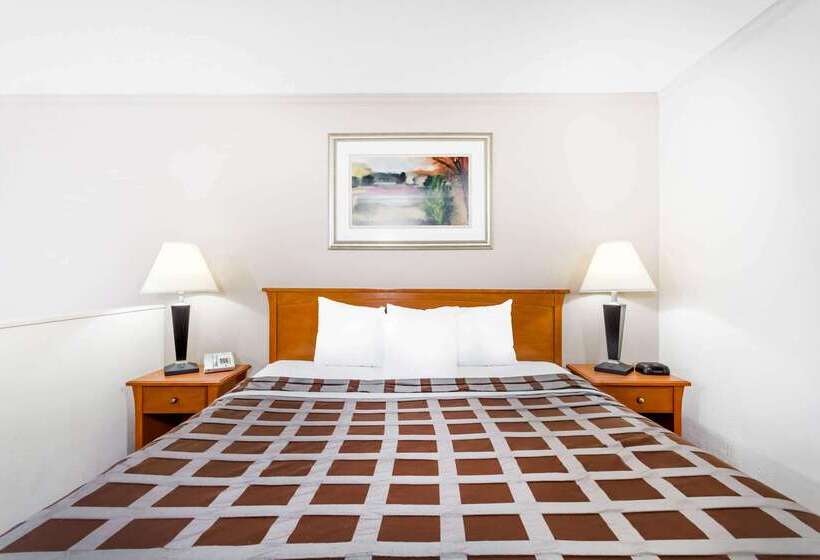 酒店 Days Inn By Wyndham Manning