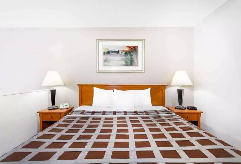 בית מלון כפרי Days Inn By Wyndham Manning