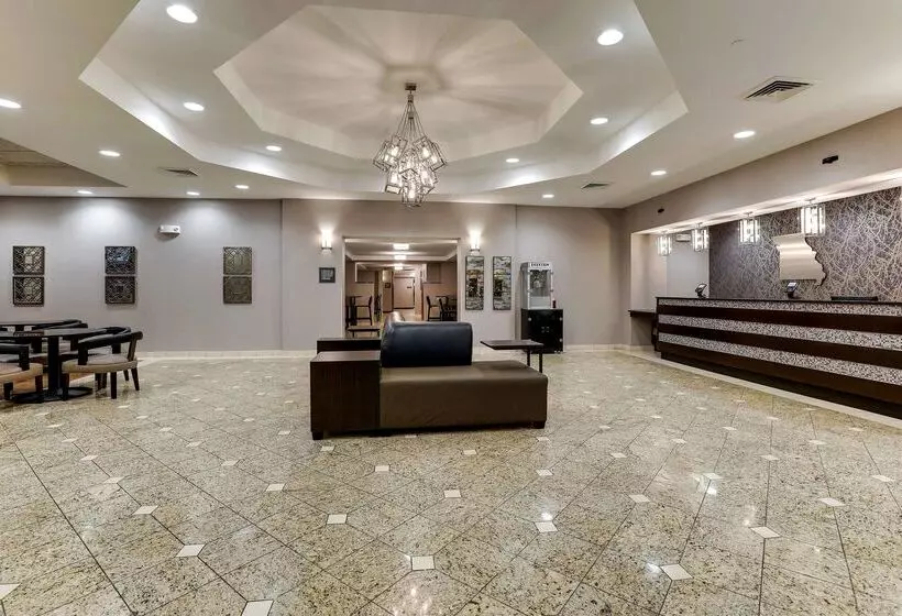 호텔 Drury Inn & Suites St. Joseph