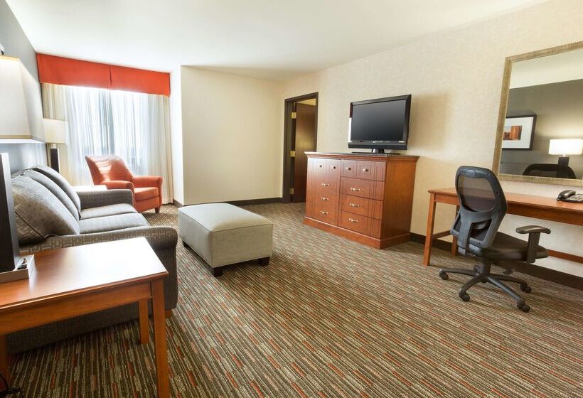 ホテル Drury Inn & Suites St. Louis Creve Coeur
