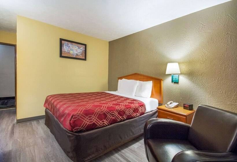 호텔 Econo Lodge Lansing  Leavenworth
