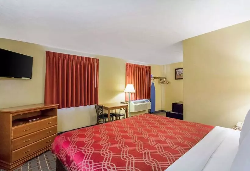 酒店 Econo Lodge Lansing Leavenworth