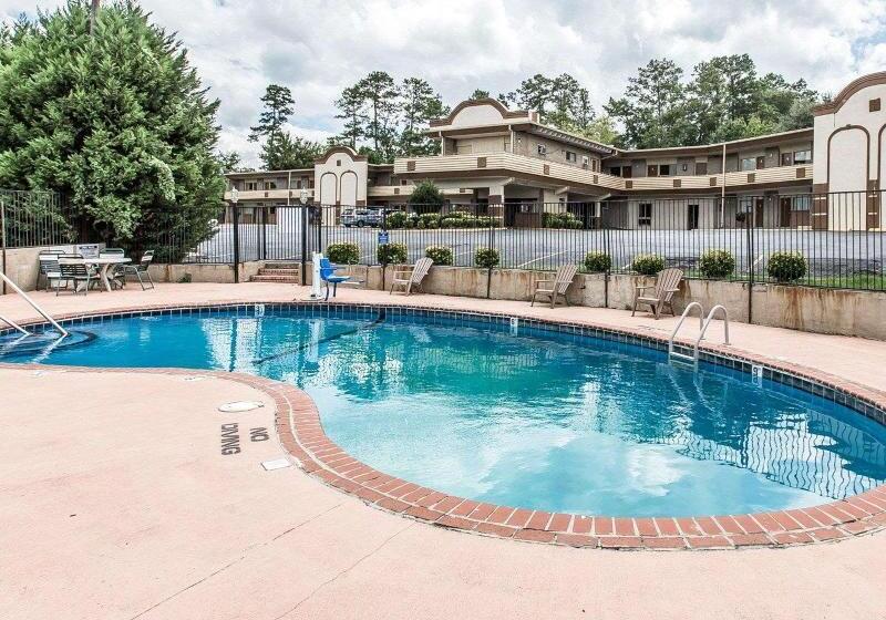 هتل Econo Lodge Macon