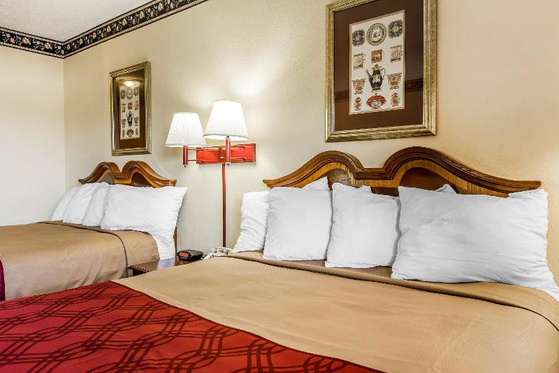 هتل Econo Lodge Macon