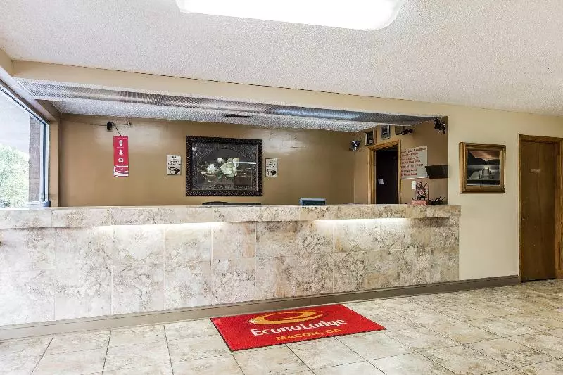 בית מלון כפרי Econo Lodge Macon