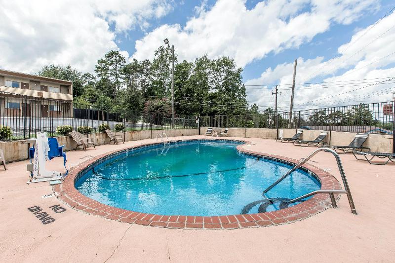 هتل Econo Lodge Macon