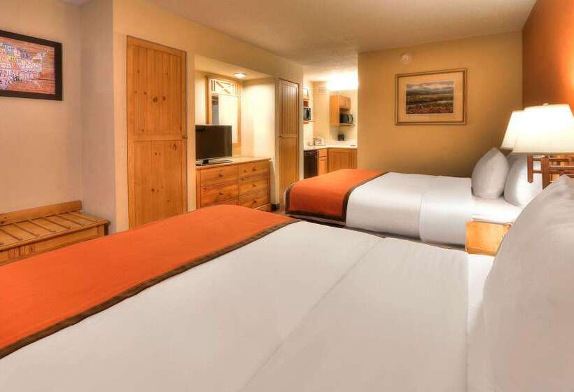 فندق Econo Lodge Pigeon Forge Riverside