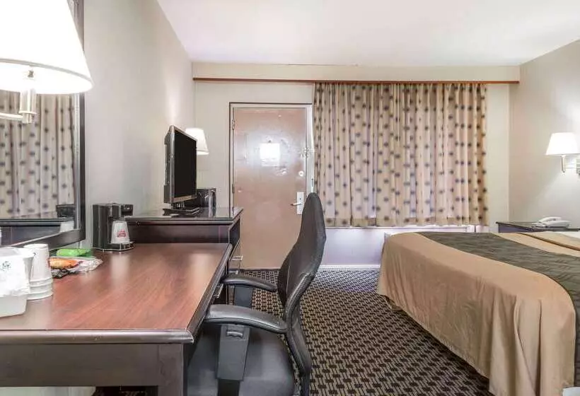 ホテル Econo Lodge