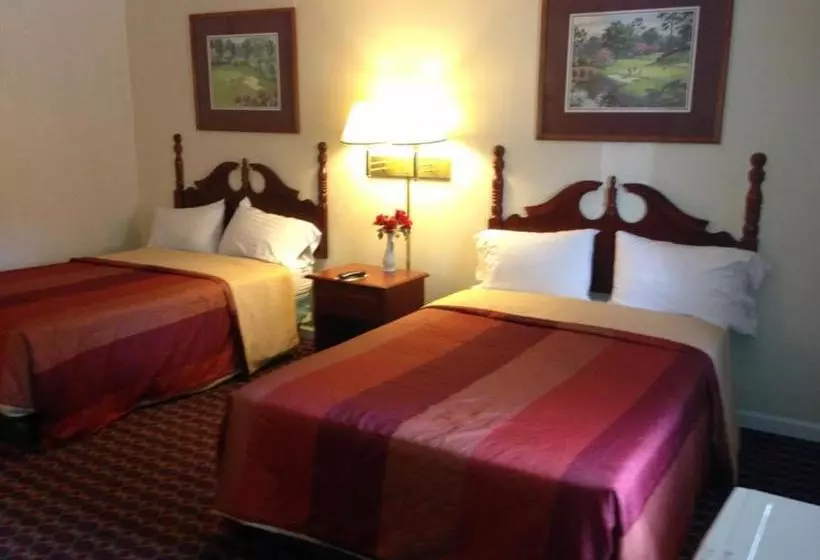 Отель Economy Inn Cullman