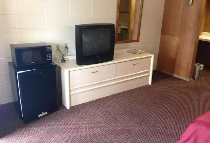 Отель Economy Inn Cullman