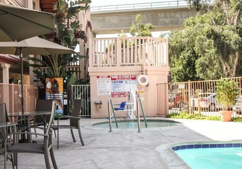 酒店 Heritage Inn La Mesa