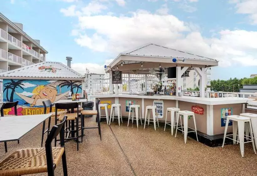 Отель Quality Inn & Suites Ocean City Fenwick