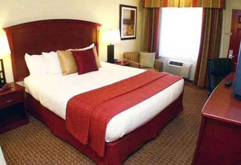 Отель Quality Inn & Suites Santa Cruz Mountains