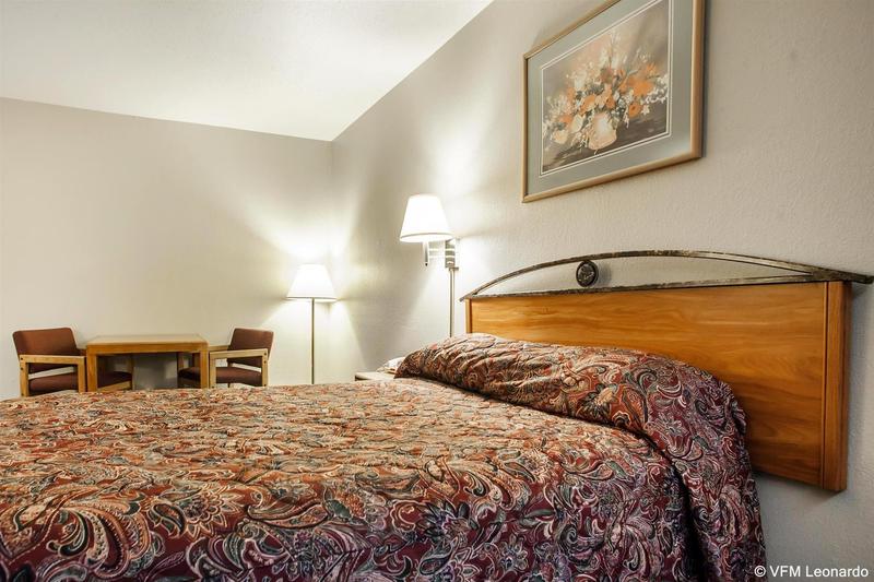 فندق Rodeway Inn