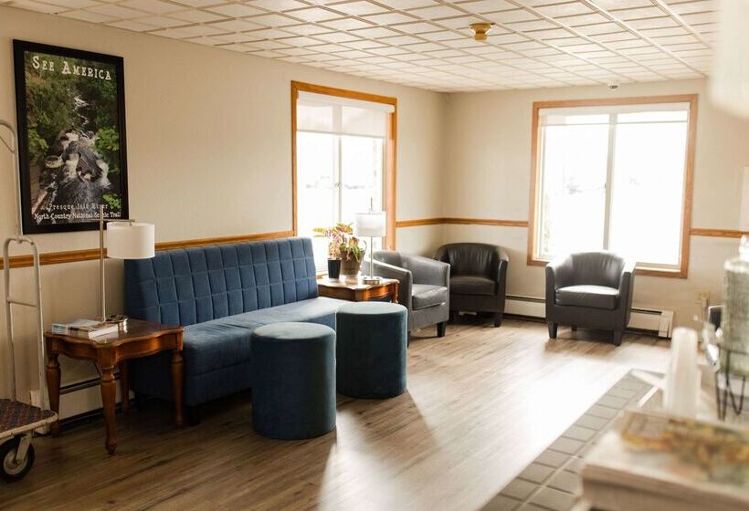 هتل Travelodge By Wyndham Escanaba