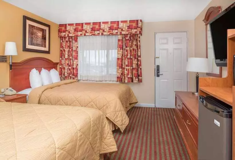 هتل Travelodge By Wyndham Klamath Falls