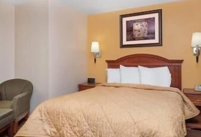 בית מלון כפרי Travelodge By Wyndham Klamath Falls