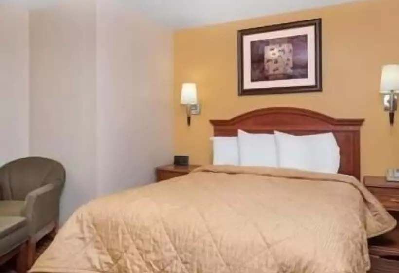 هتل Travelodge By Wyndham Klamath Falls