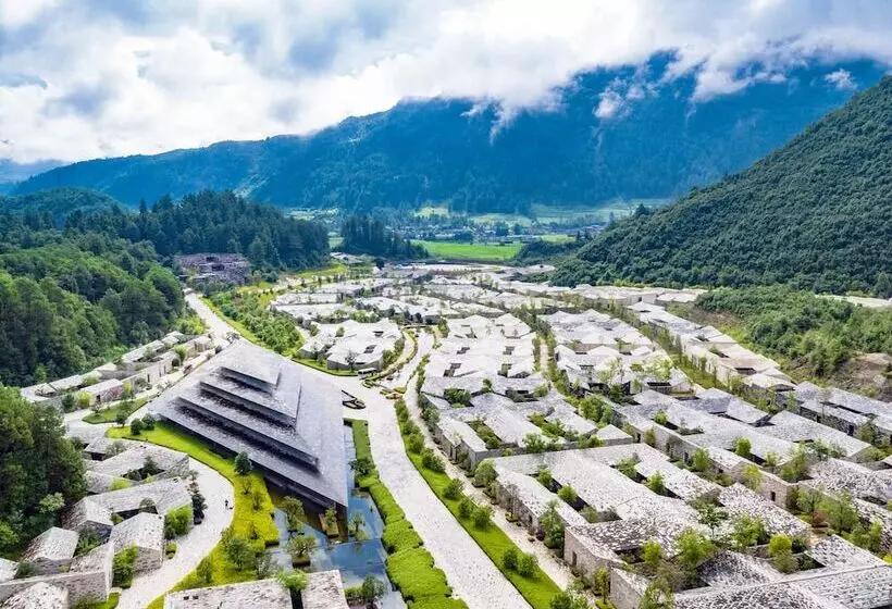 Hotelli The Lost Stone