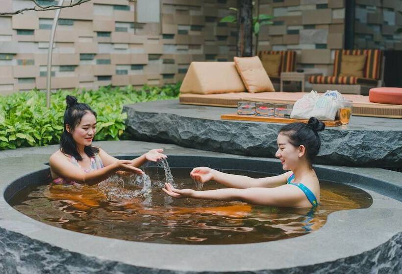 בית מלון כפרי The Lost Stone