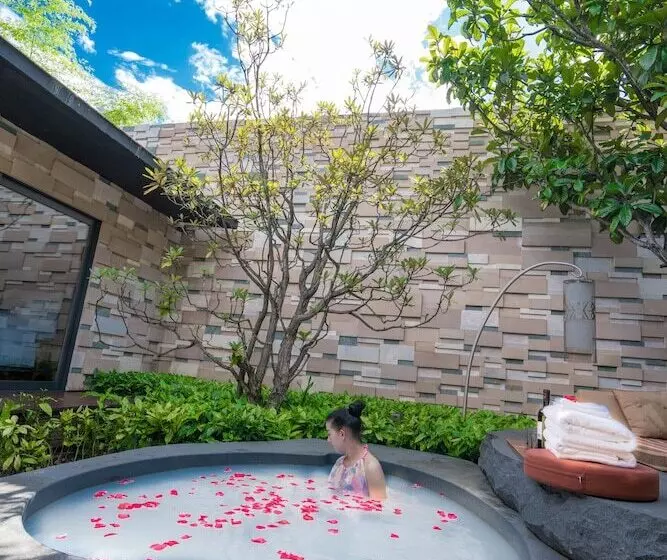 Hotelli The Lost Stone