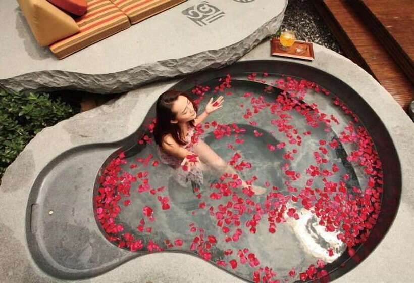 בית מלון כפרי The Lost Stone