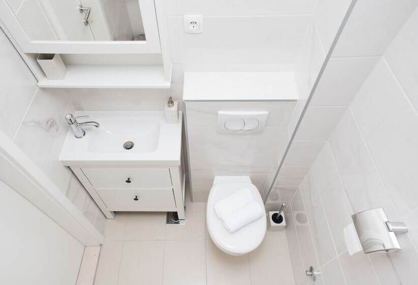 Pensão Bishop S Palace