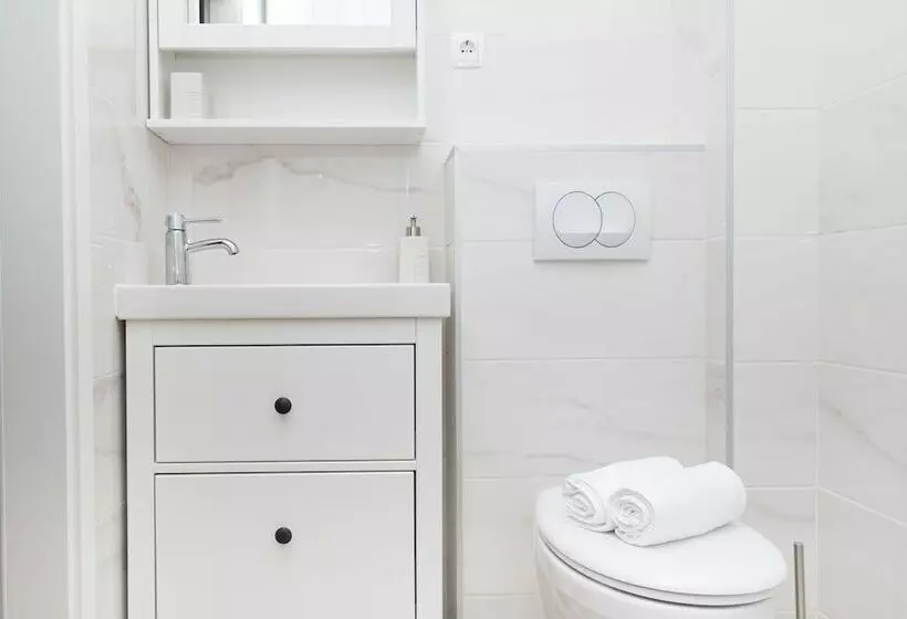 Pensión Bishop S Palace