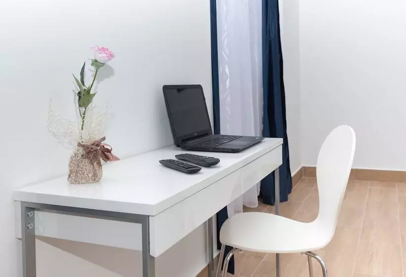 Pensión Bishop S Palace