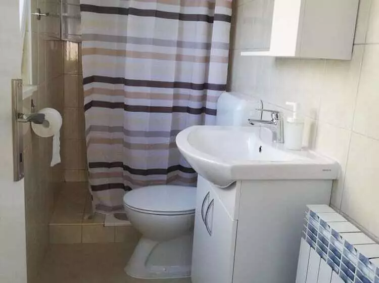 پانسیون Guest House Micin