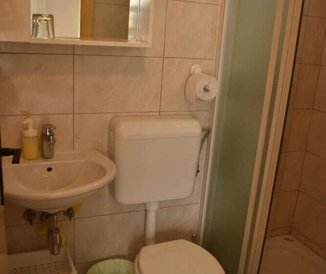 پانسیون Guest House Micin