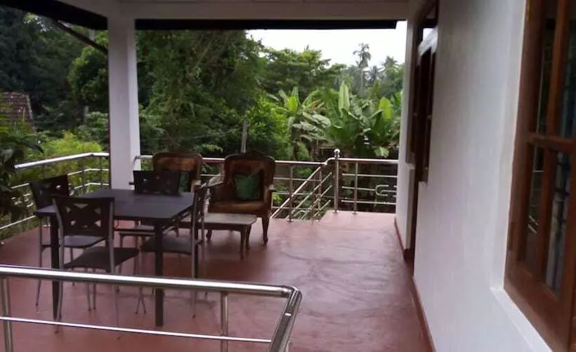 Majatalo Senuri Home Stay